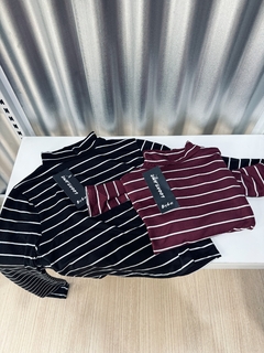 Remera RAYAS - tienda online