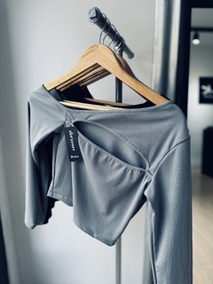 Remera CAVADA en internet