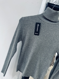 Polera RULL - Looke.ame