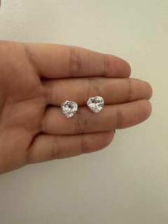 BRINCO CORAÇÃO ZIRCONIA PRATA na internet