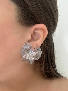 BRINCO PETALAS BANHADA NO ORO 18K - comprar online