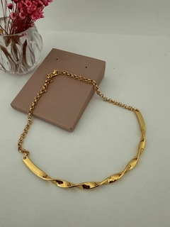 COLAR ARO LORENA DOURADO - VERNIZ ITALIANO