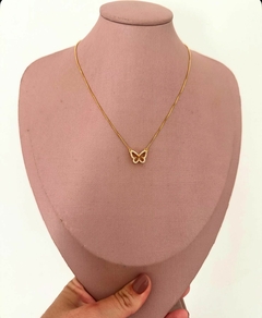 COLAR BORBOLETA CRAVEJADO - BANHADO NO OURO 18K