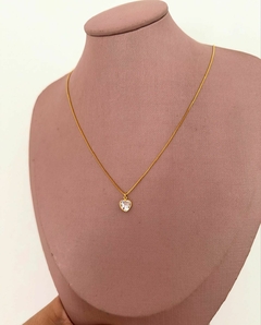 COLAR CORAÇÃO ZIRCÔNIA - BANHADO OURO 18K - comprar online