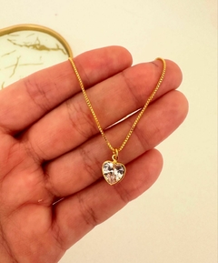 COLAR CORAÇÃO ZIRCÔNIA - BANHADO OURO 18K na internet