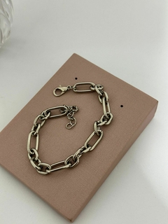 PULSEIRA MONICA PRATA - VERNIZ ITALIANO
