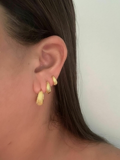 TRIO DE ARGOLAS GABI - BANHADO NO OURO 18K