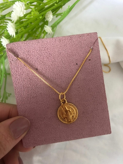 COLAR SÃO BENTO "MEDALHA PEQUENA" - FOLHEADO A OURO - comprar online