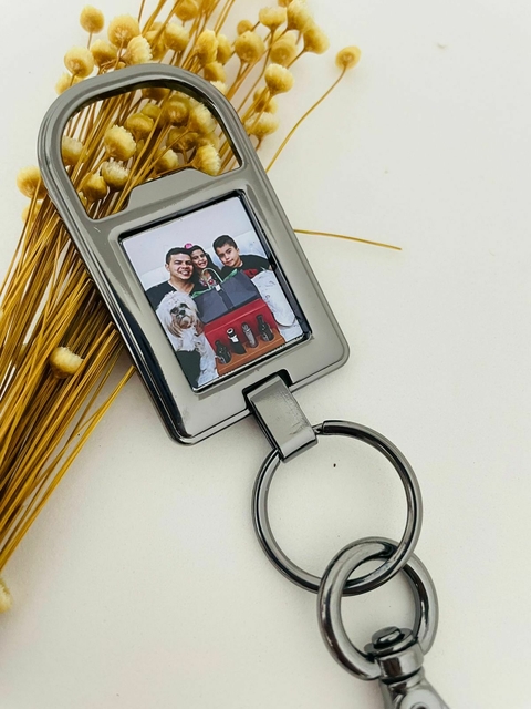 CHAVEIRO ABRIDOR DE GARRAFA GRAFITE - VERNIZ ITALIANO