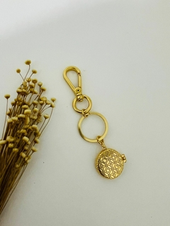 CHAVEIRO RELICARIO REDONDO - VERNIZ ITALIANO - comprar online