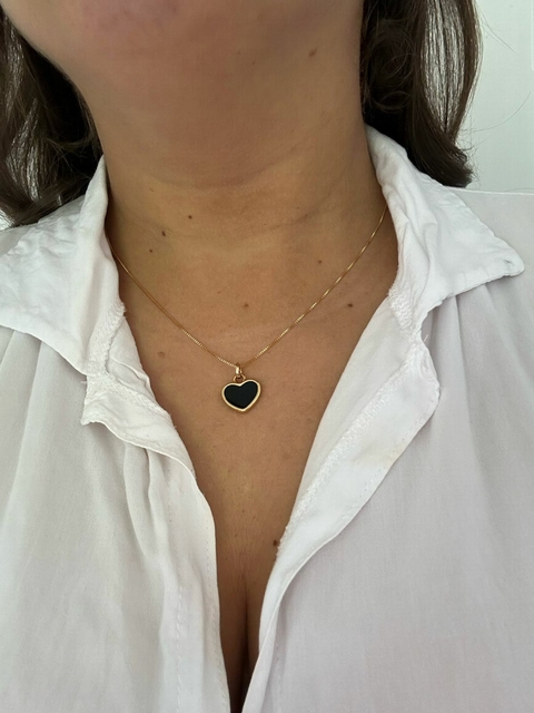 COLAR MAYA RESINA PRETA - FOLHEADO