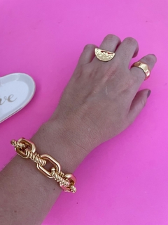 PULSEIRA REBECA - VERNIZ ITALIANO na internet