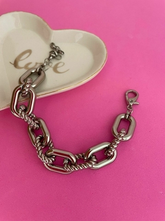 PULSEIRA REBECA NÍQUEL - VERNIZ ITALIANO