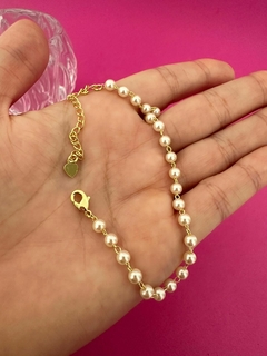 PULSEIRA MARCELLA PÉROLA - FOLHEADO OURO na internet