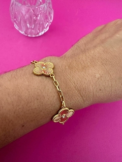 PULSEIRA TREVO DOURADO - VERNIZ ITALIANO - comprar online