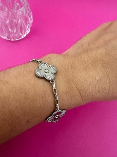 PULSEIRA TREVO PRATA - VERNIZ ITALIANO - comprar online