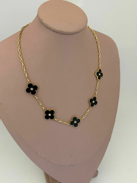 COLAR TREVO PRETO - VERNIZ ITALIANO