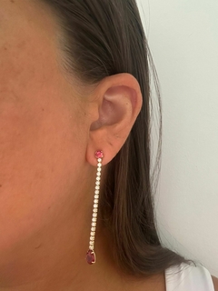 BRINCO NIVÉA VERMELHO ZIRCÔNIA - FOLHEADO OURO - comprar online