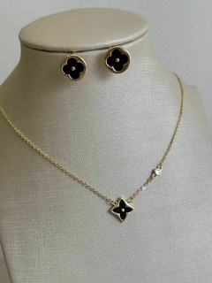CONJUNTO VIRVINIA COM PONTO DE LUZ - SEMIJOIA
