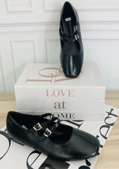 zapatos de piso de charol con doble hebilla - comprar en línea