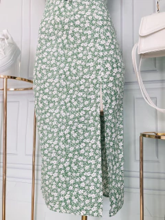 Vestido semilargo estampado floral verde - tienda en línea