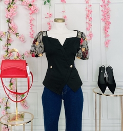 Blusa casual de bordado floral con botones - comprar en línea