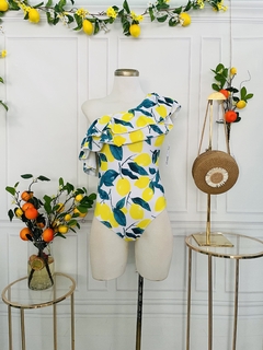 Traje de baño una pieza estampado limones en internet