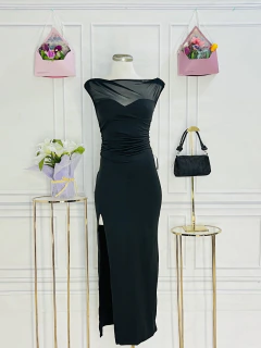 Vestido largo negro con abertura lateral y escote mesh asimetrico - comprar en línea
