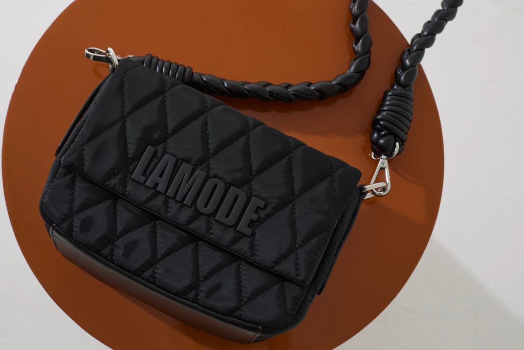 CARTERA LAMODE NEGRA