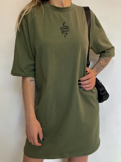 camisetão serpente verde na internet