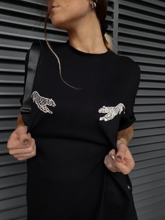 camisetão savage black - DRESSER