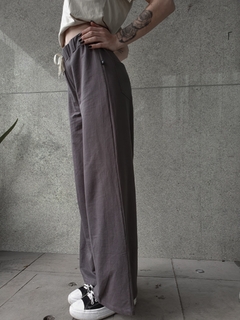 Imagem do wide leg moletinho cinza