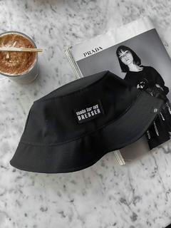 bucket hat MFMD preto