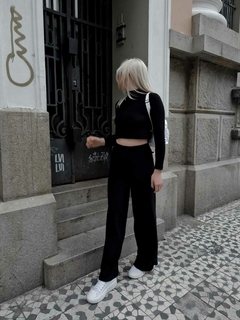 calça wide plush black