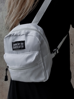mini mochila MFMD branca na internet