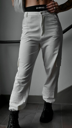 calça backpacks off