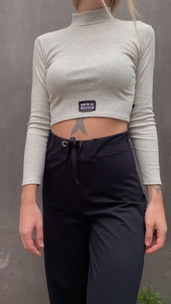 cropped made for my dresser cinza na internet