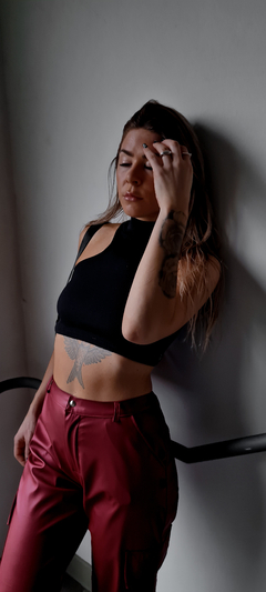 cropped assimetrico black - comprar online