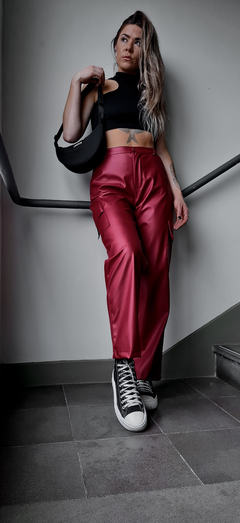 calça backpacks courino marsala na internet