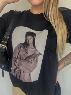 t-shirt rihanna fenty