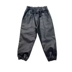 Pantalon engomado