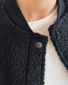 BOMBER black IS BACK ! en internet