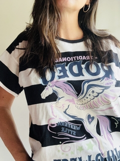 Remera RODEO - REVOS