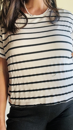 Remera Suss white en internet