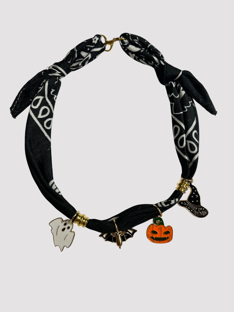 Collar Bandana Halloween black - comprar online