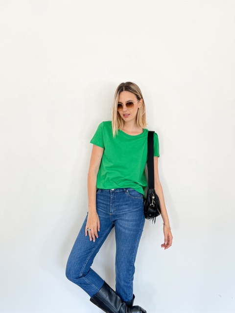 REMERA GREEN