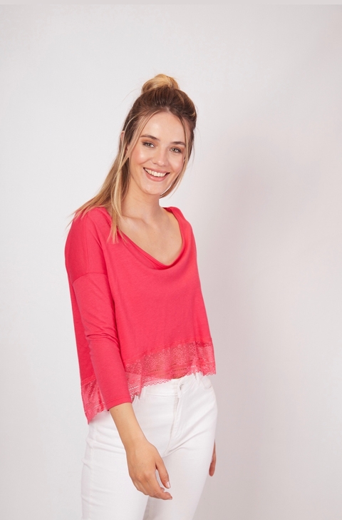 REMERA ABERCROMBIE RED