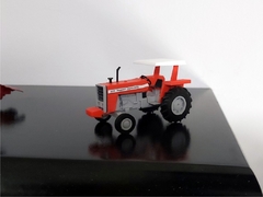 040 MINIATURA TRATOR MF 275 - ESCALA 1/50 - comprar online