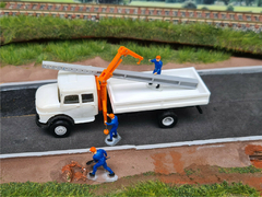 048 CAMINHAO MB CARGA SECA MUNCK - ESCALA 1/87 (HO) - comprar online