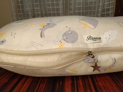 Almohada de amamantar BEIGE CONEJITOS en internet
